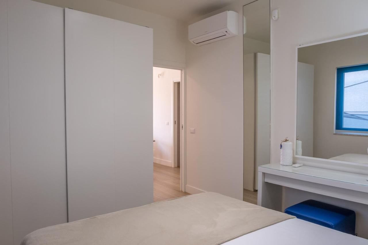 פלרמו Teatro Apartments Mondello מראה חיצוני תמונה