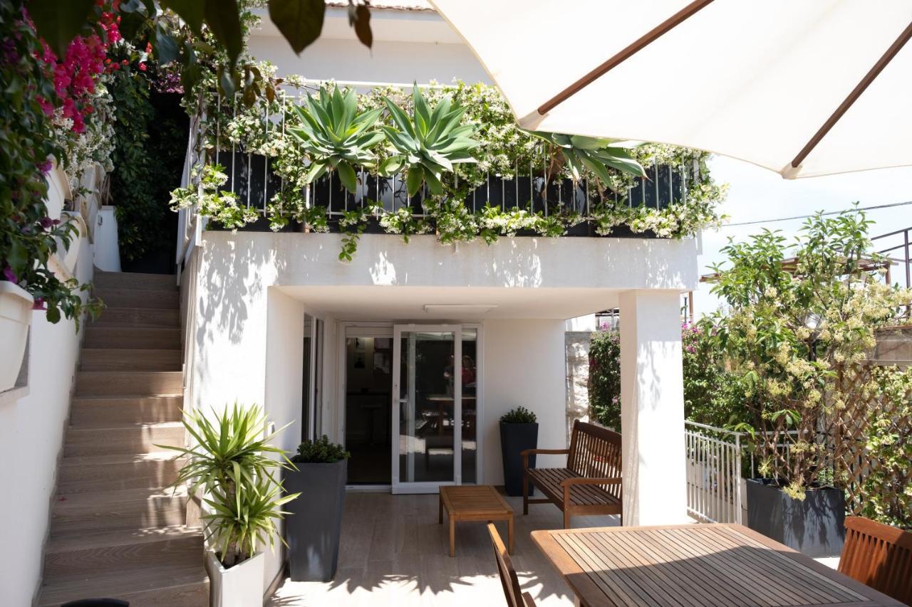 פלרמו Teatro Apartments Mondello מראה חיצוני תמונה
